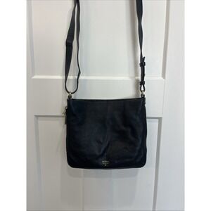 Fossil Pebbled Leather Solid Black Crossbody Shoulder Handbag Purse Expandable